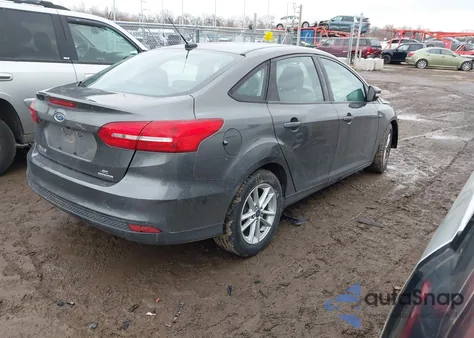 2016 Ford Focus Se z USA, uszkodzony, nr VIN 1FADP3F23GL211490